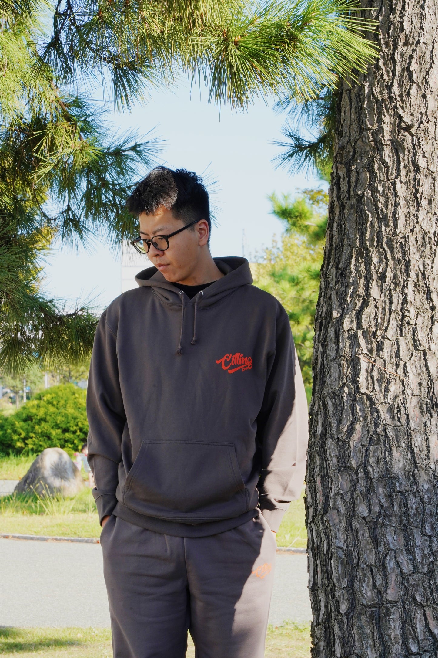 Chilling loop hoodie