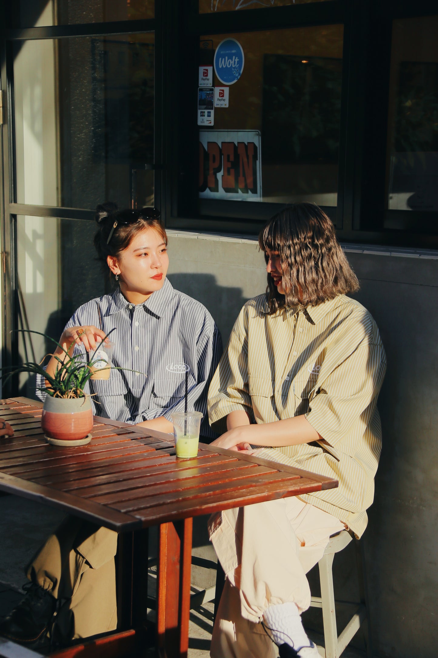 loose stripe shirt