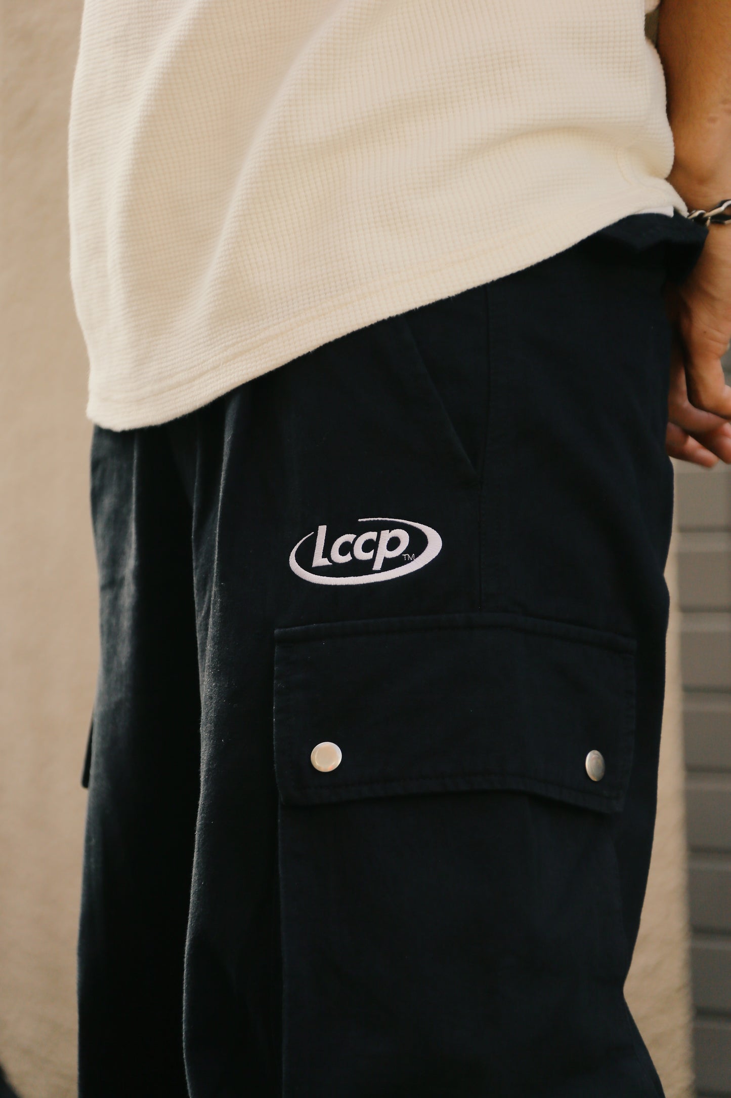 【予約販売】chilling cargo pants