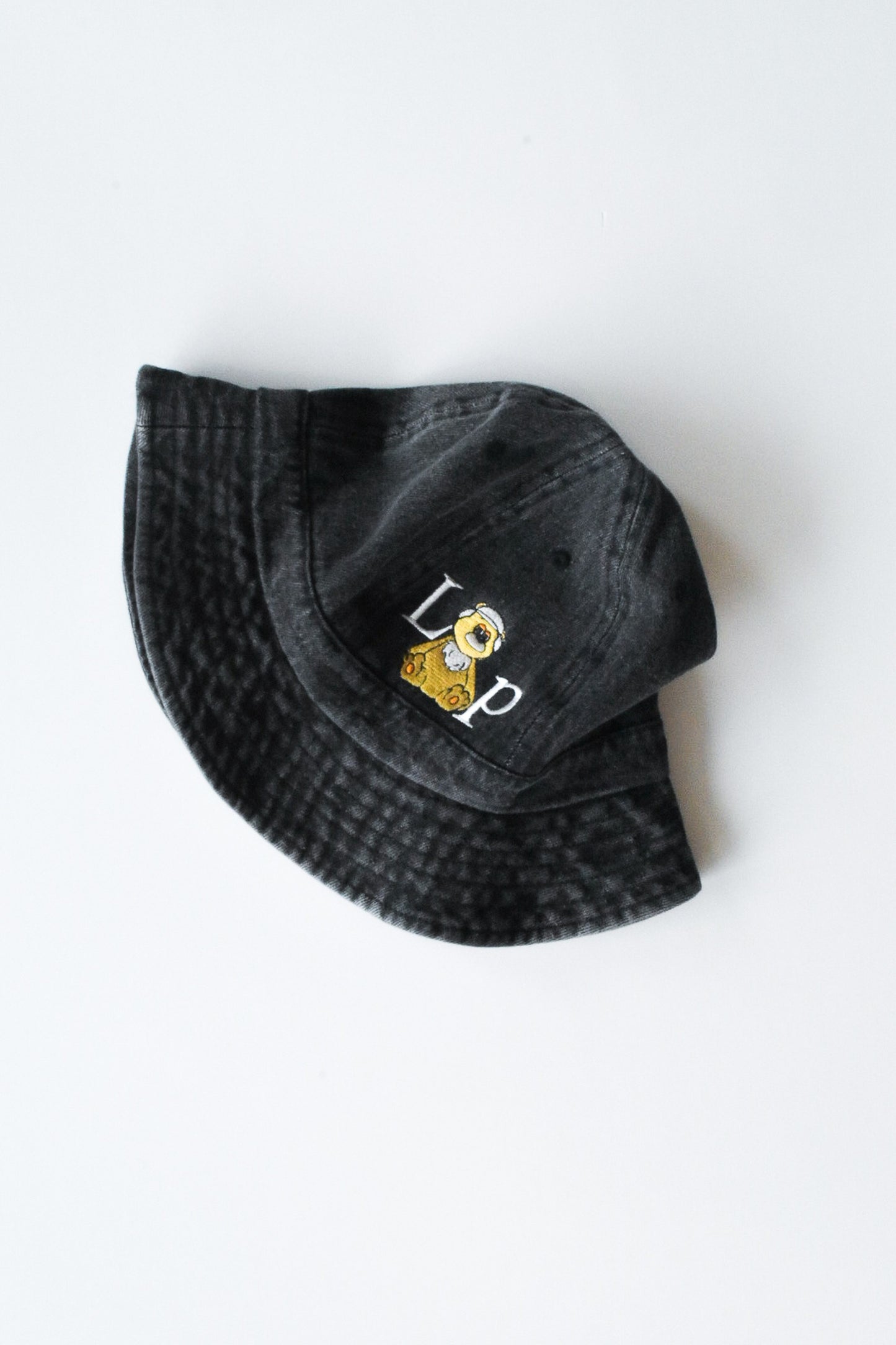 Loop × chillout bucket hat