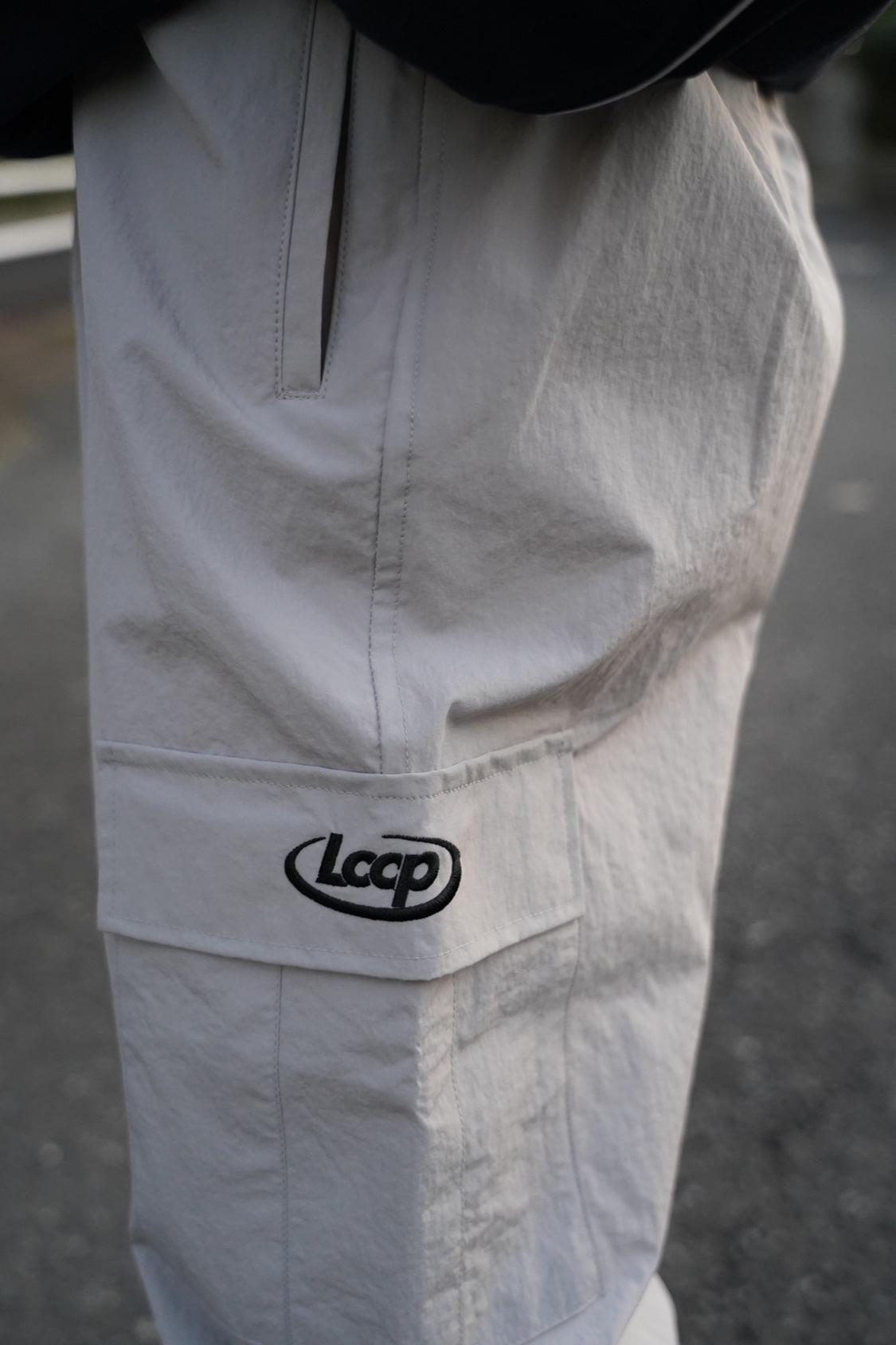 EASY WIDE CARGO PANTS