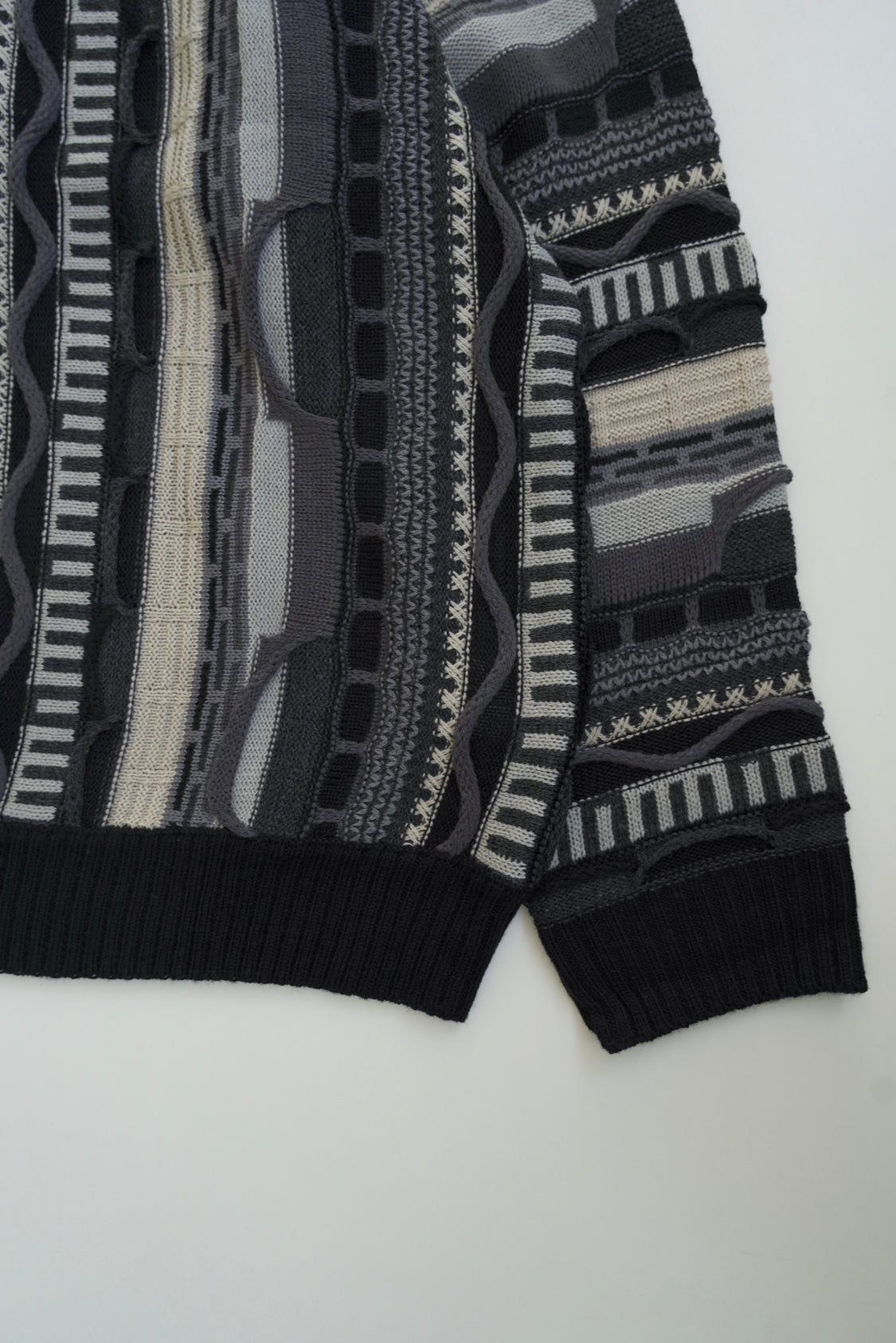 Jacquard vintage knit