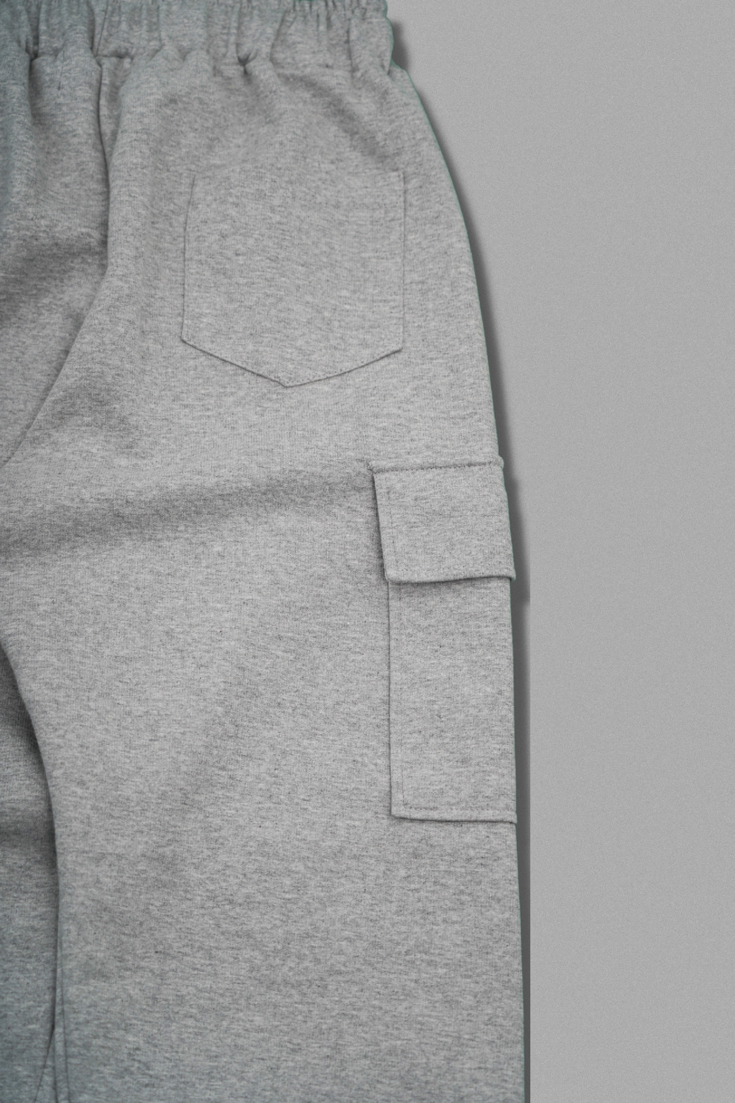 LOOP WEAR CARGO PANTS