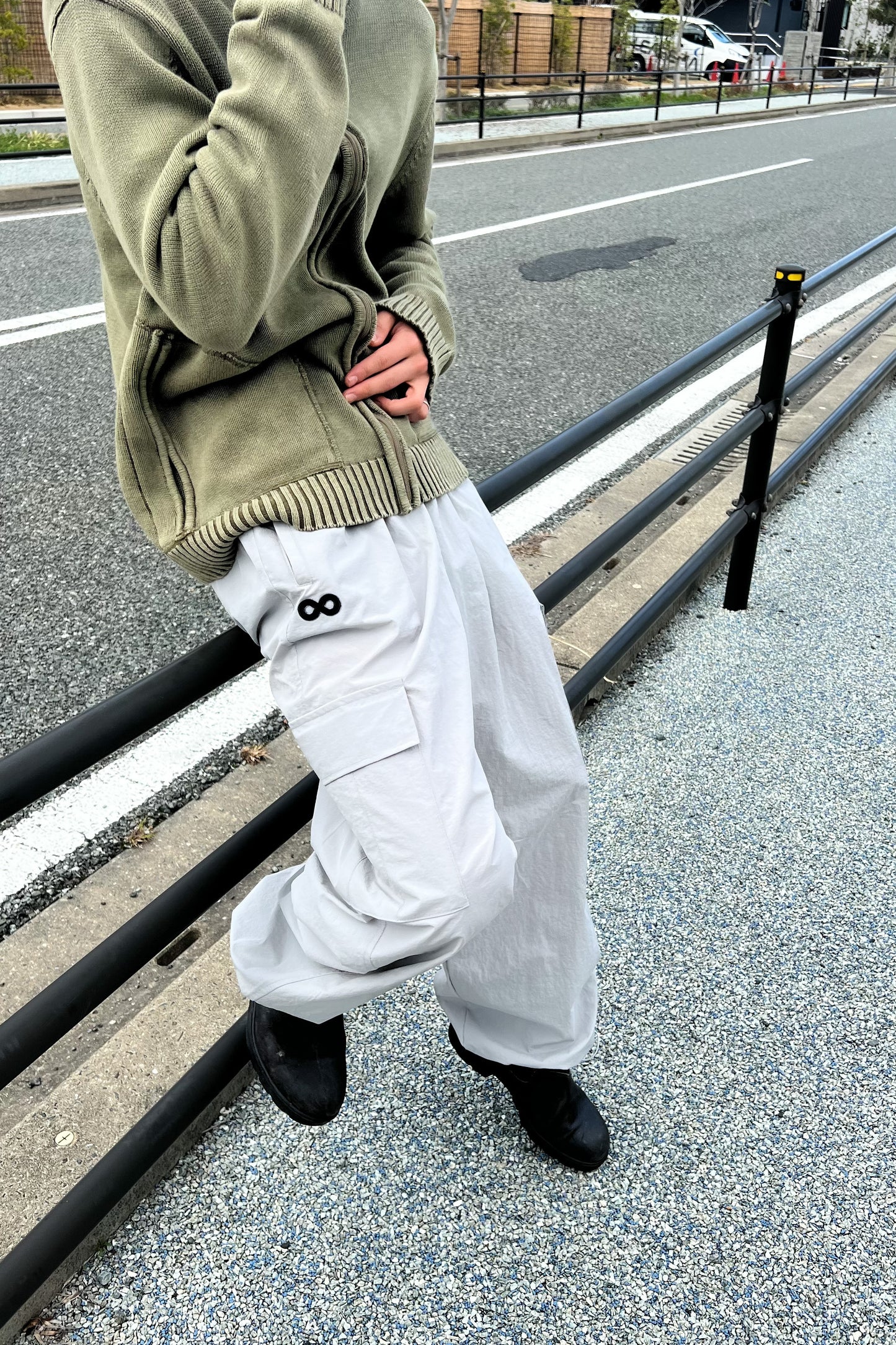 EASY WIDE CARGO PANTS